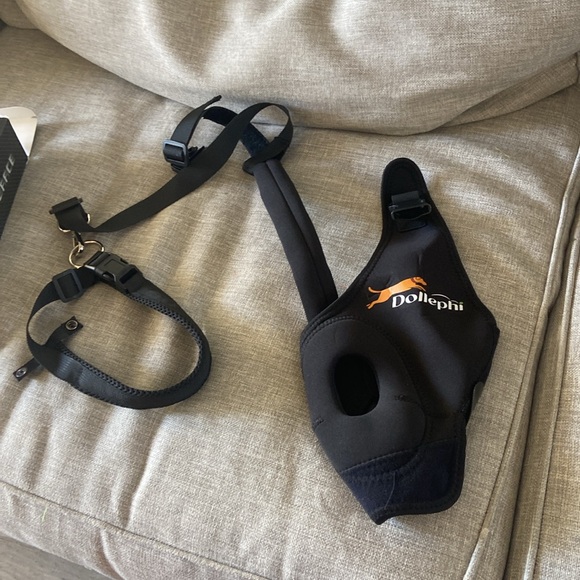 Dollephi dog knee brace.  Size large - Picture 5 of 7